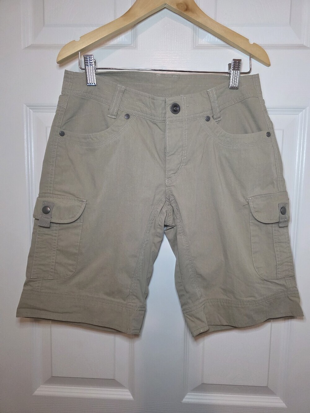 KUHL Khaki Outdoor Hiking Shorts Women’s Size 2